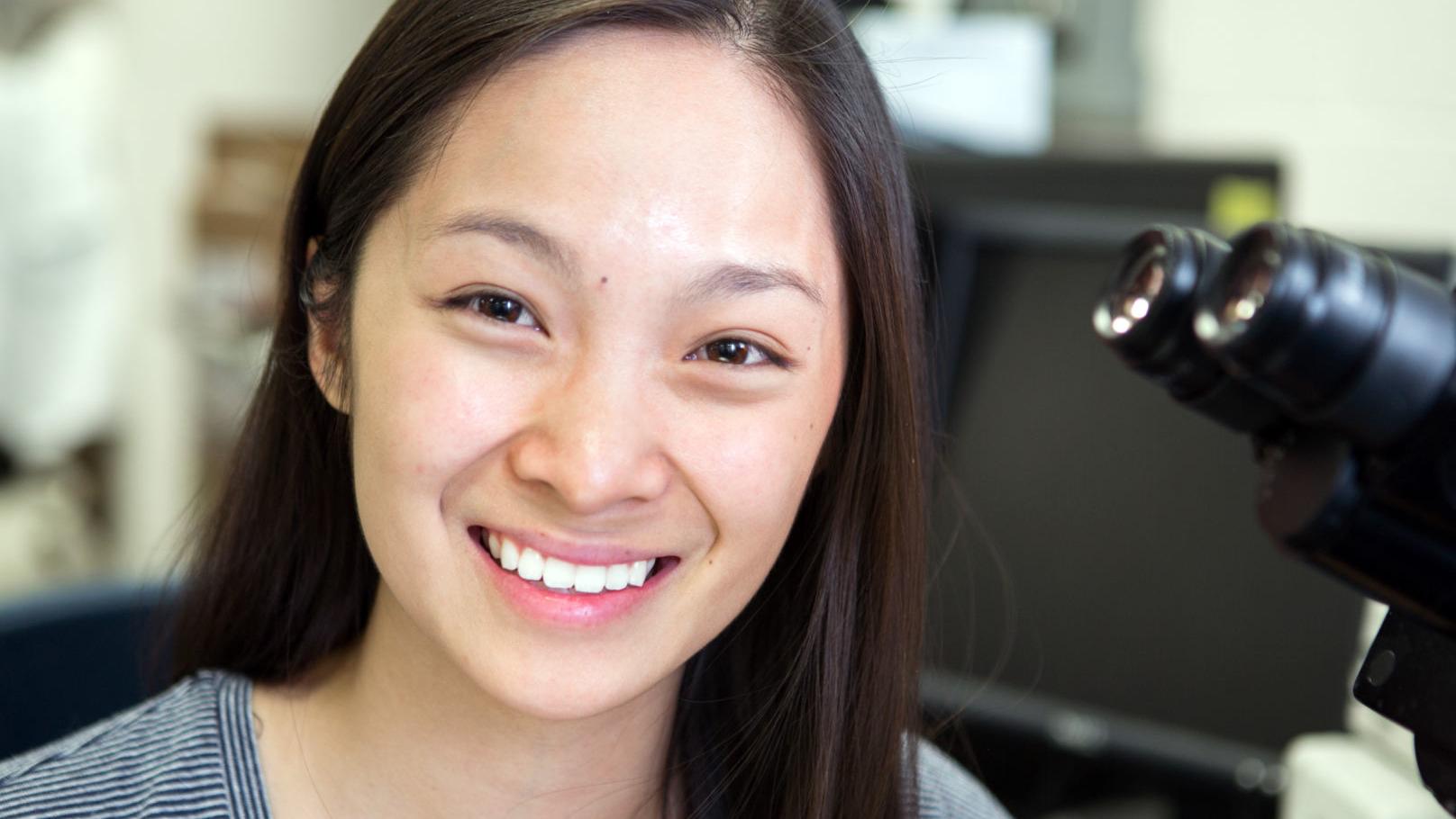 Helping people in crisis helps soon-to-be UA grad settle on medical path